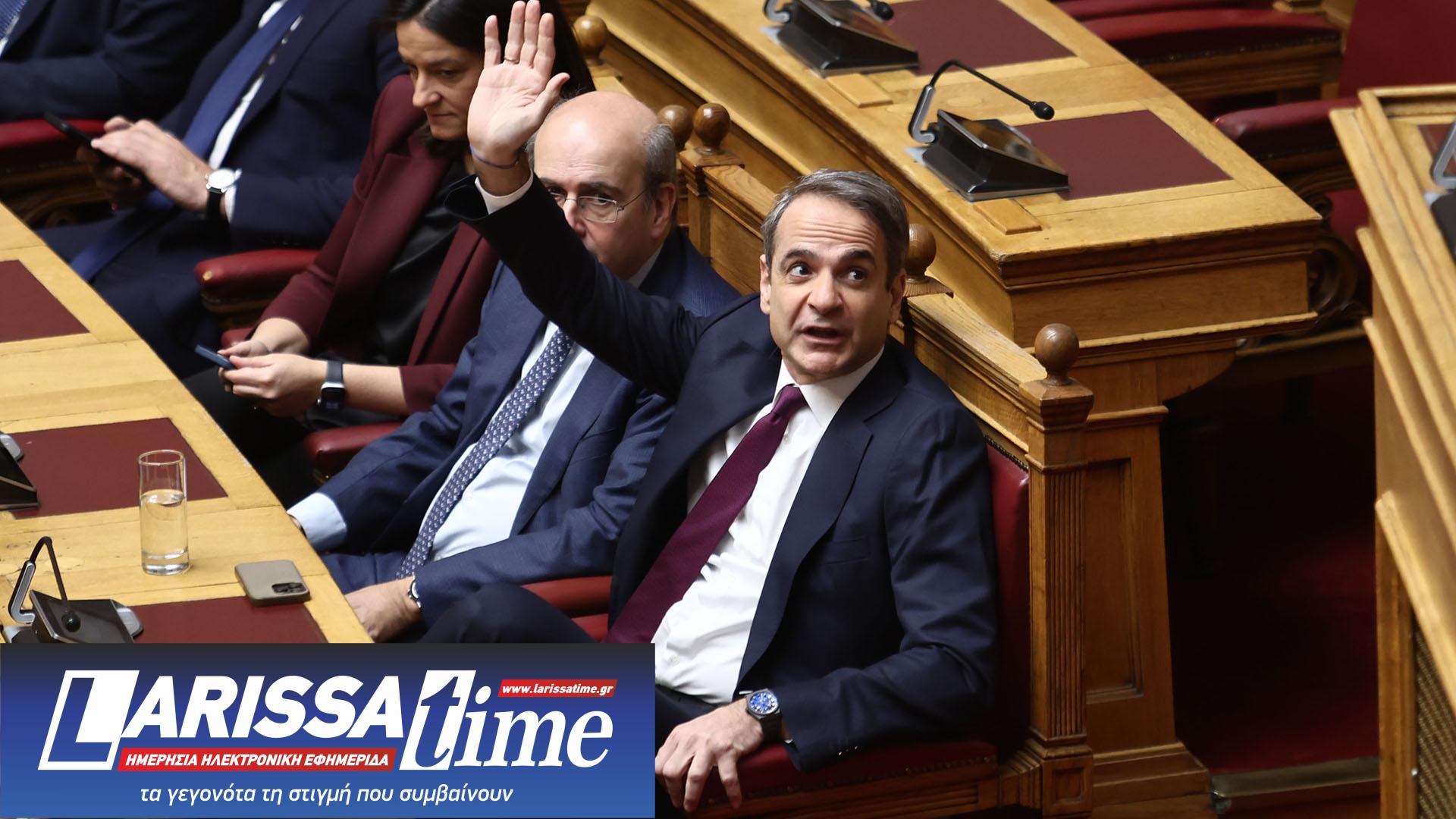 Βουλή: Πηγαδάκια, χαμόγελα και η «έξοδος» της Κωνσταντοπούλου – Στιγμιότυπα από την ψηφοφορία για εκλογή ΠτΔ-2