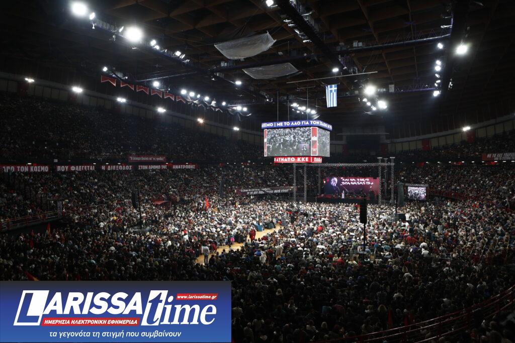 Συναυλία-αφιέρωμα στον Θάνο Μικρούτσικο: Χιλιάδες τραγούδησαν για «τις πιο όμορφες μέρες μας που δεν έχουμε ζήσει ακόμα»