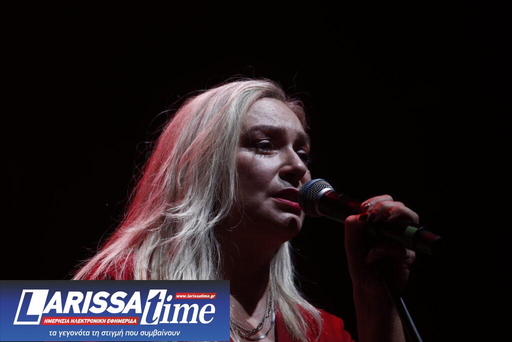 Συναυλία-αφιέρωμα στον Θάνο Μικρούτσικο: Χιλιάδες τραγούδησαν για «τις πιο όμορφες μέρες μας που δεν έχουμε ζήσει ακόμα»