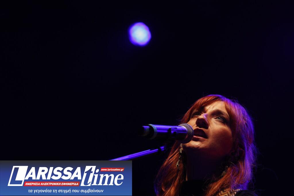 Συναυλία-αφιέρωμα στον Θάνο Μικρούτσικο: Χιλιάδες τραγούδησαν για «τις πιο όμορφες μέρες μας που δεν έχουμε ζήσει ακόμα»