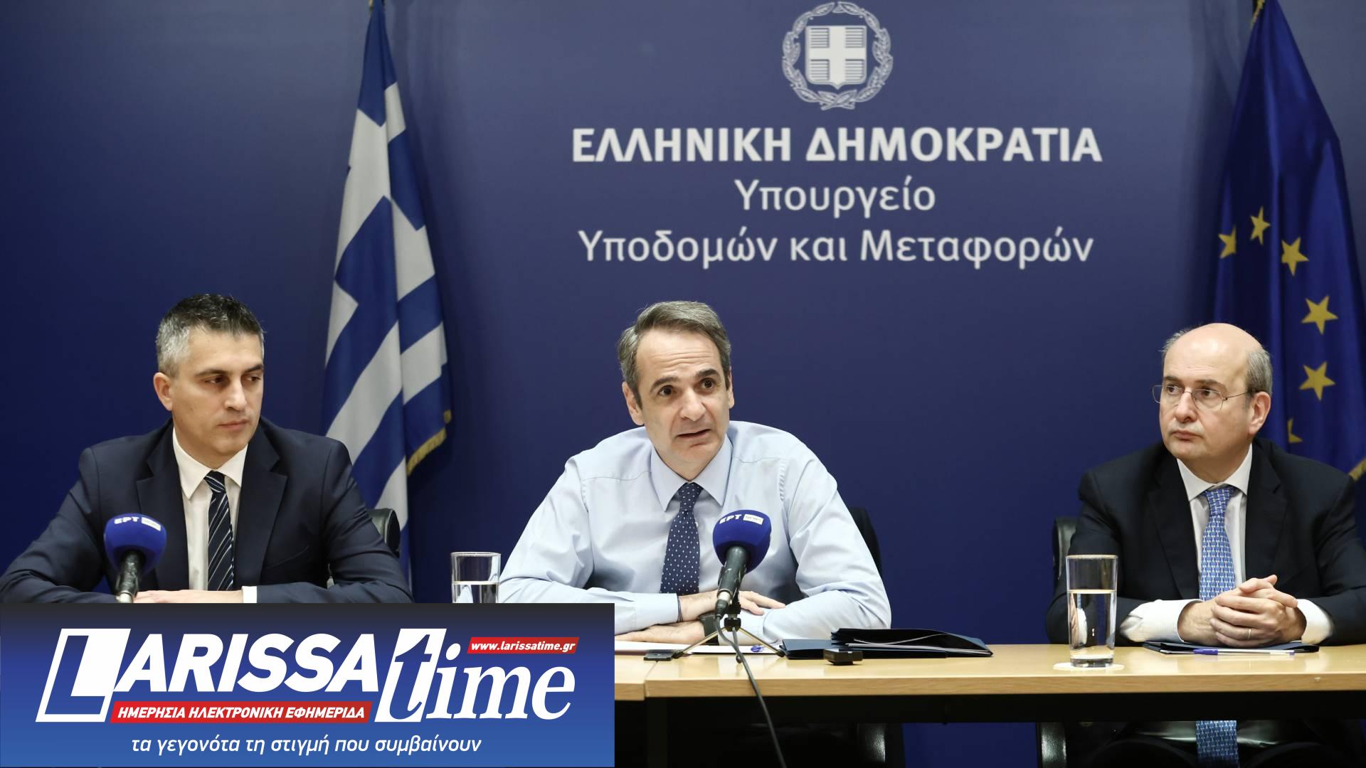 Μητσοτάκης στο υπουργείο Μεταφορών: «Πρέπει να κινηθούμε πιο γρήγορα»-3