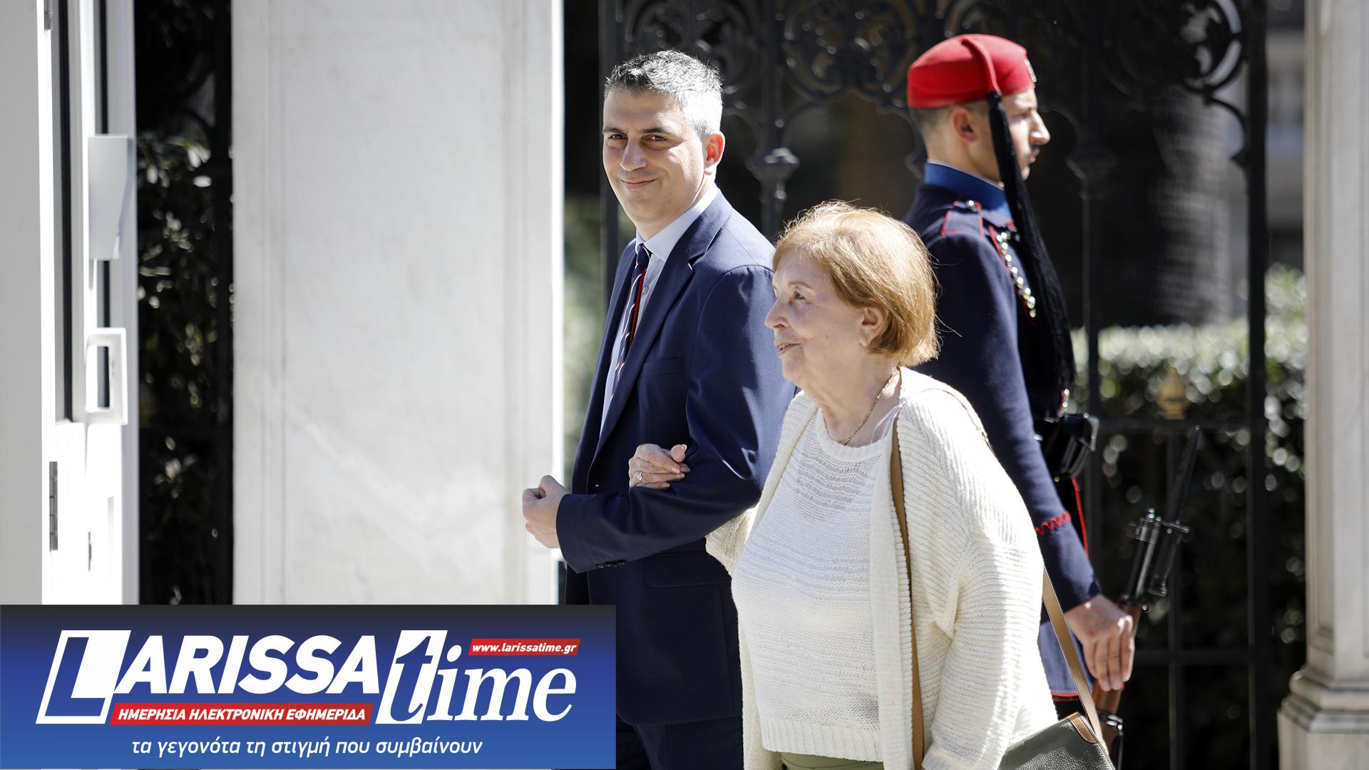 Φωτογραφικά στιγμιότυπα από την ορκωμοσία των νέων μελών της κυβέρνησης-7