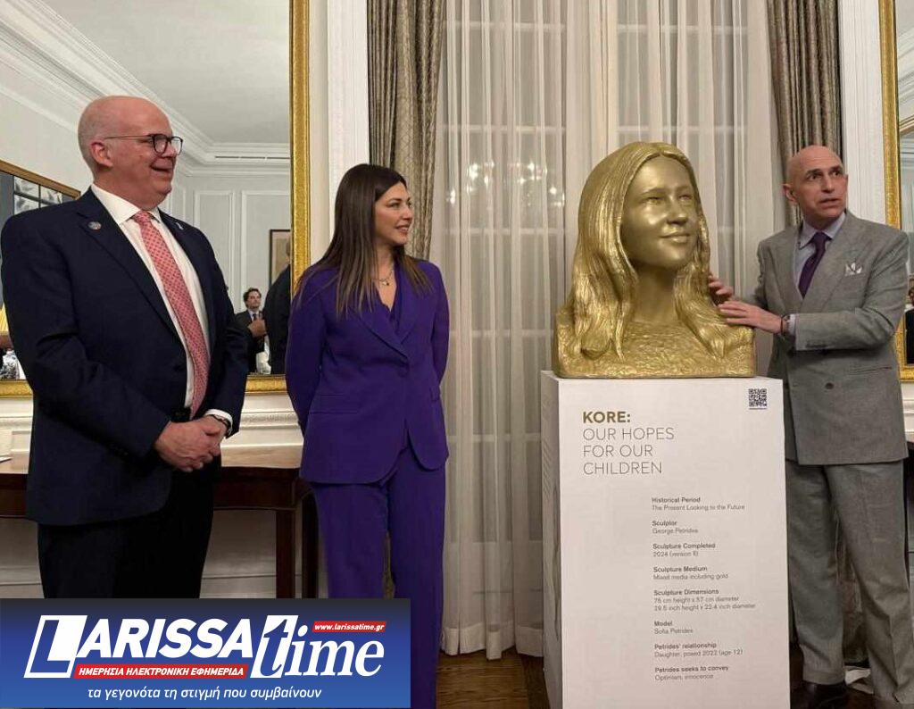 Ο διεθνούς φήμης γλύπτης Γιώργος Πετρίδης παρουσίασε το γλυπτό «Κόρη ΙΙ» τιμώντας τη συμμετοχή της Ελλάδας στην Επιτροπή των Ηνωμένων Εθνών για το καθεστώς των γυναικών