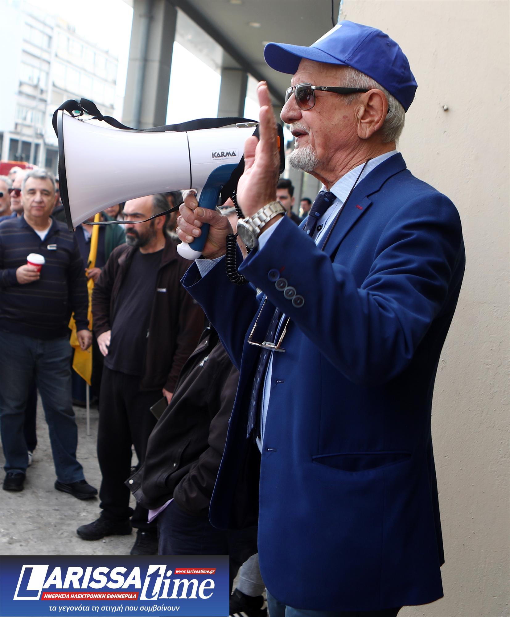 Θεωρείο: Γεύμα Τσίπρα με «γαλάζιους»-1