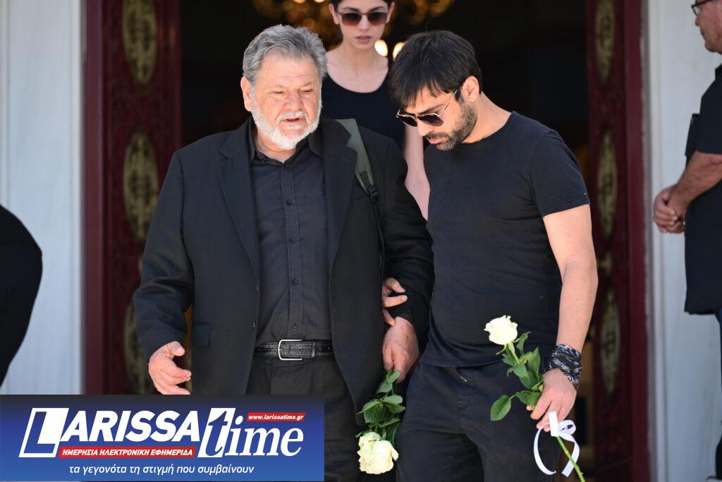 Νίκος Γαλανός: Συγκίνηση και πλήθος κόσμου στο τελευταίο αντίο στον σπουδαίο ηθοποιό
