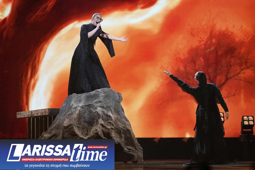 Eurovision: Τα highlights του 69ου διαγωνισμού μέσα από φωτογραφίες – Η «Καρυάτιδα» από φως της Klavdia που έκλεψε τις εντυπώσεις