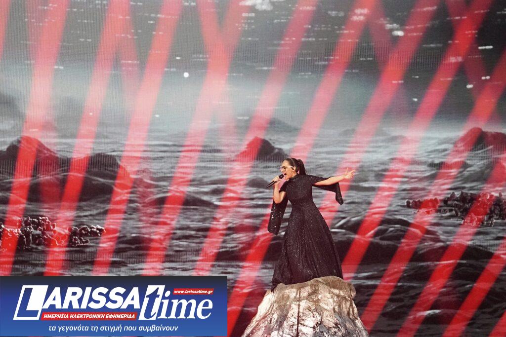 Eurovision: Τα highlights του 69ου διαγωνισμού μέσα από φωτογραφίες – Η «Καρυάτιδα» από φως της Klavdia που έκλεψε τις εντυπώσεις