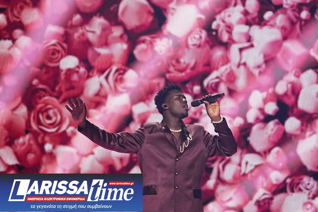 Eurovision: Τα highlights του 69ου διαγωνισμού μέσα από φωτογραφίες – Η «Καρυάτιδα» από φως της Klavdia που έκλεψε τις εντυπώσεις