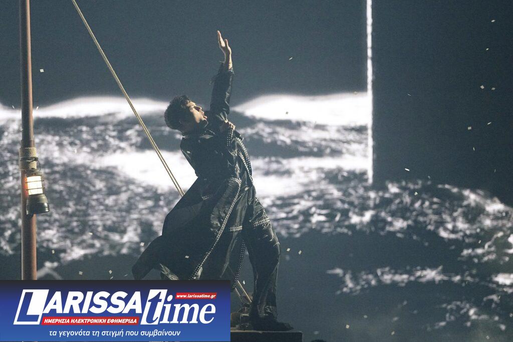 Eurovision: Τα highlights του 69ου διαγωνισμού μέσα από φωτογραφίες – Η «Καρυάτιδα» από φως της Klavdia που έκλεψε τις εντυπώσεις