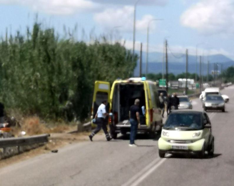 ΑΜΑΞΙ ΑΓΡΙΝΙΟ