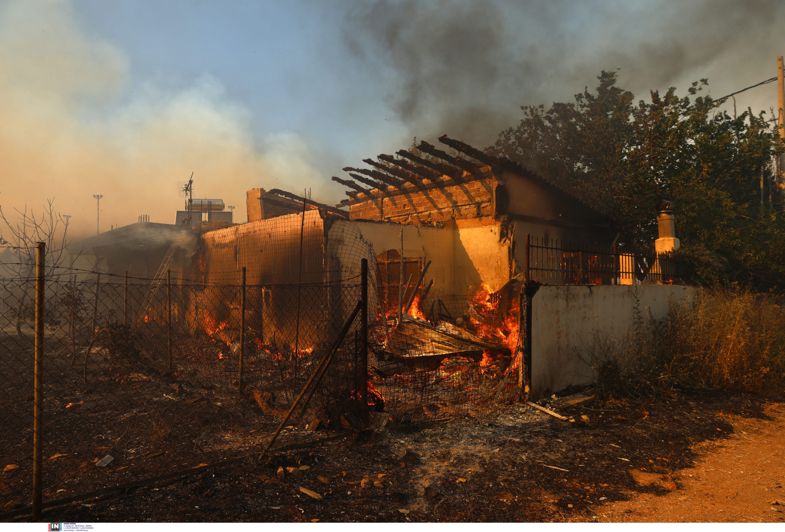 φωτιά, Κρυονέρι, Αττική, Δροσοπηγή