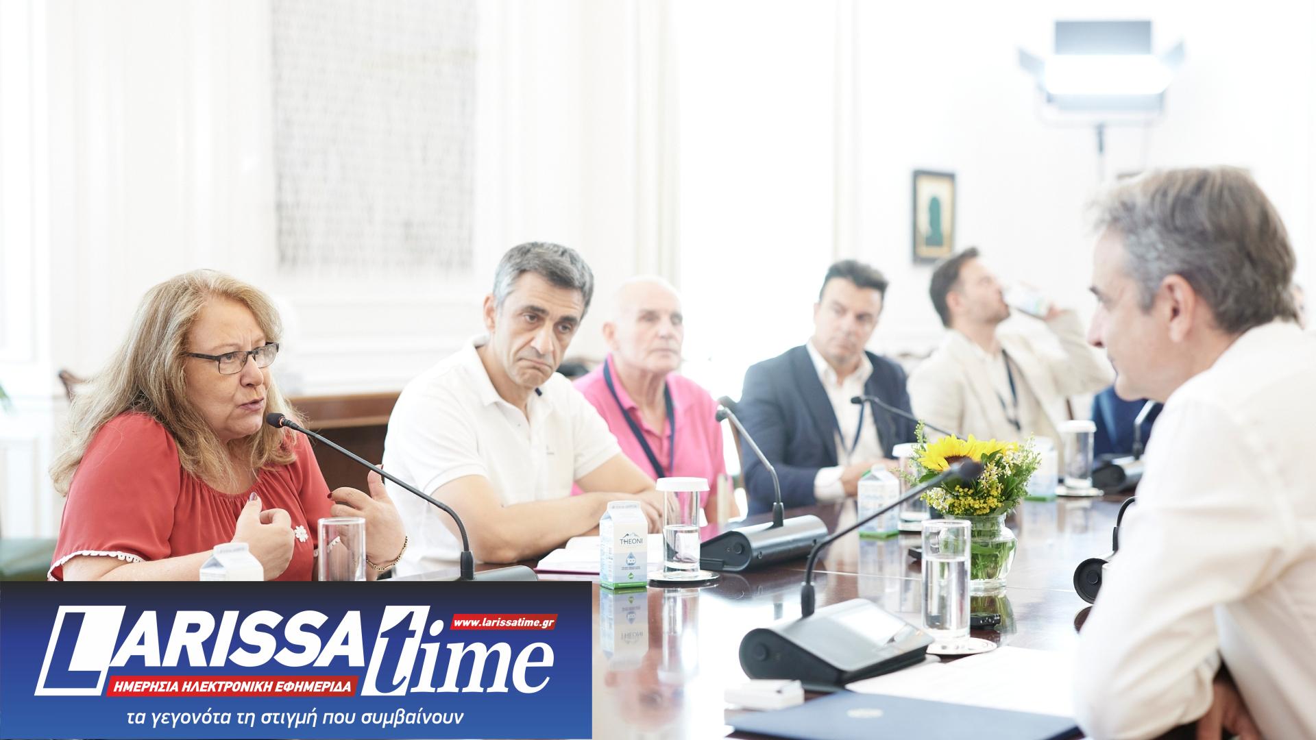 Συνάντηση Μητσοτάκη με εκπροσώπους ΑμεΑ για το πρόγραμμα «Προσβασιμότητα κατ’ οίκον»-1