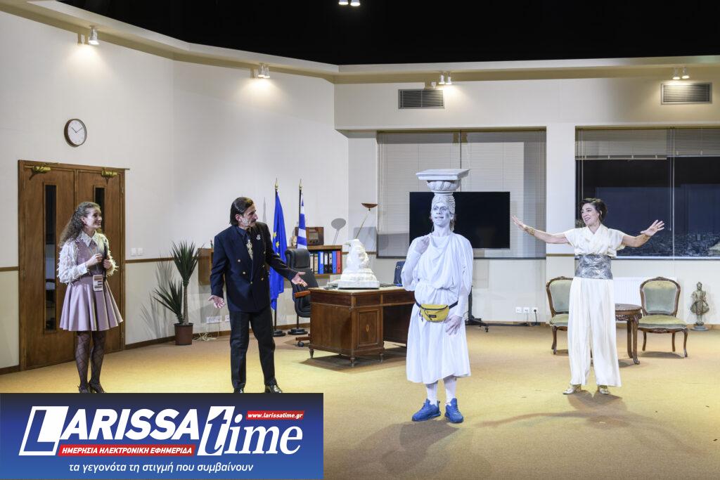 Η Καρυάτιδα – Η σαρωτική κωμωδία του Γιώργου Καπουτζίδη επιστρέφει