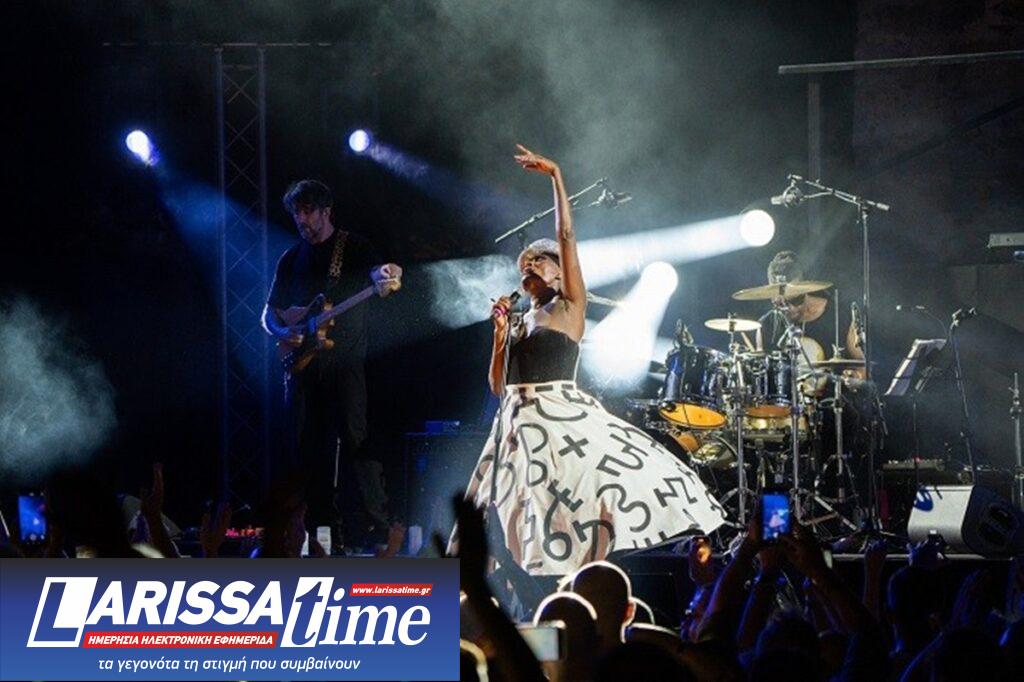 Grace Jones: Η θεότητα της παγκόσμιας σκηνής σαγήνευσε τον Λόφο της Σάνης