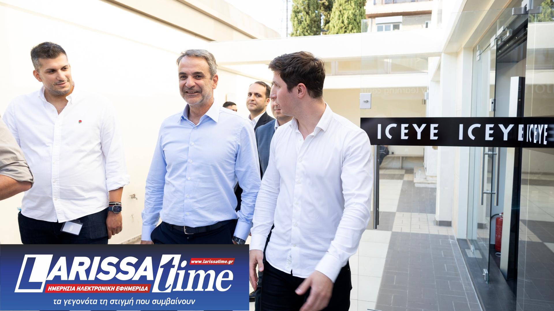 Επίσκεψη Μητσοτάκη στην εταιρεία δορυφόρων ICEYE: «Ευρωπαϊκή προτεραιότητα οι επενδύσεις στην ασφάλεια»-1