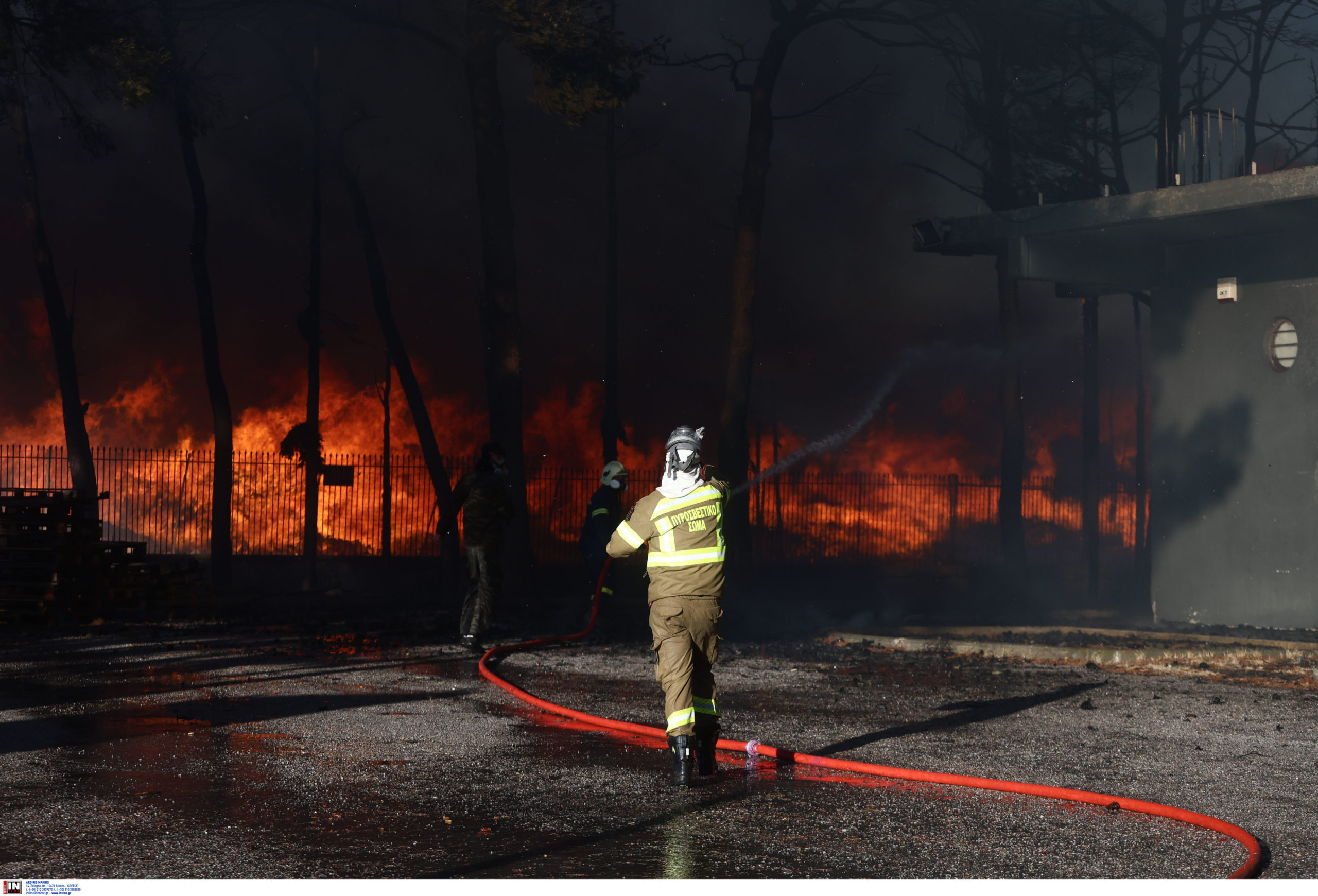 ΦΩΤΙΑ ΑΧΑΡΝΕΣ