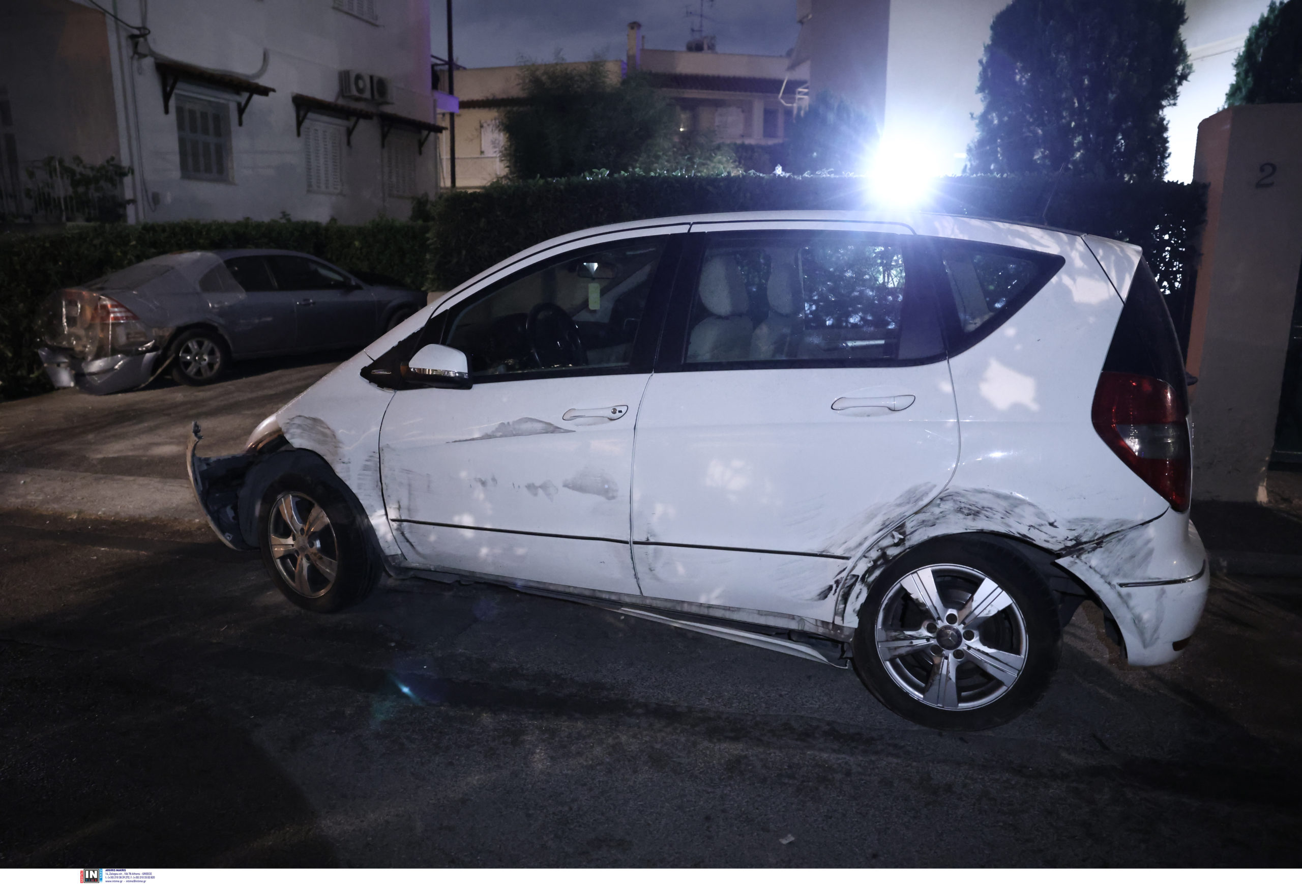 Βασίλης Μπισμπίκης, αυτοκίνητα, φθορές