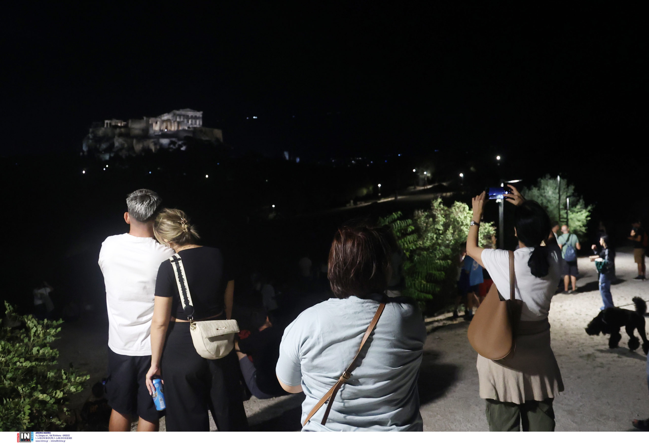 Ολική έκλειψη Σελήνης ματωμένο φεγγάρι