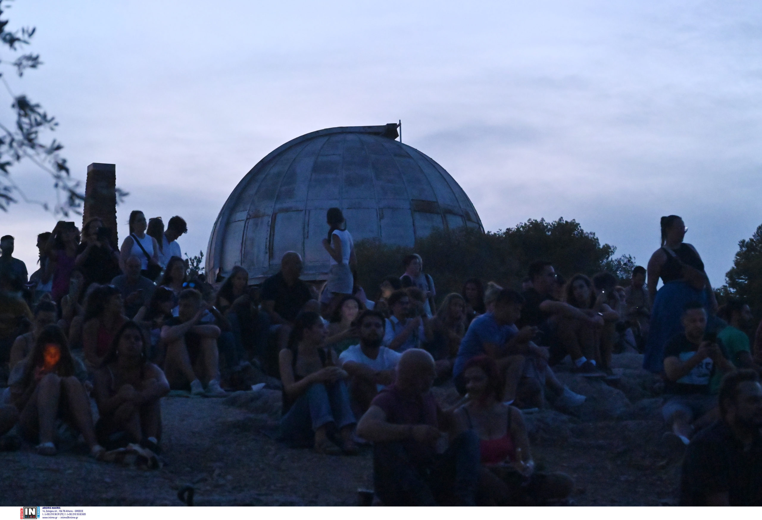 Ολική έκλειψη Σελήνης ματωμένο φεγγάρι