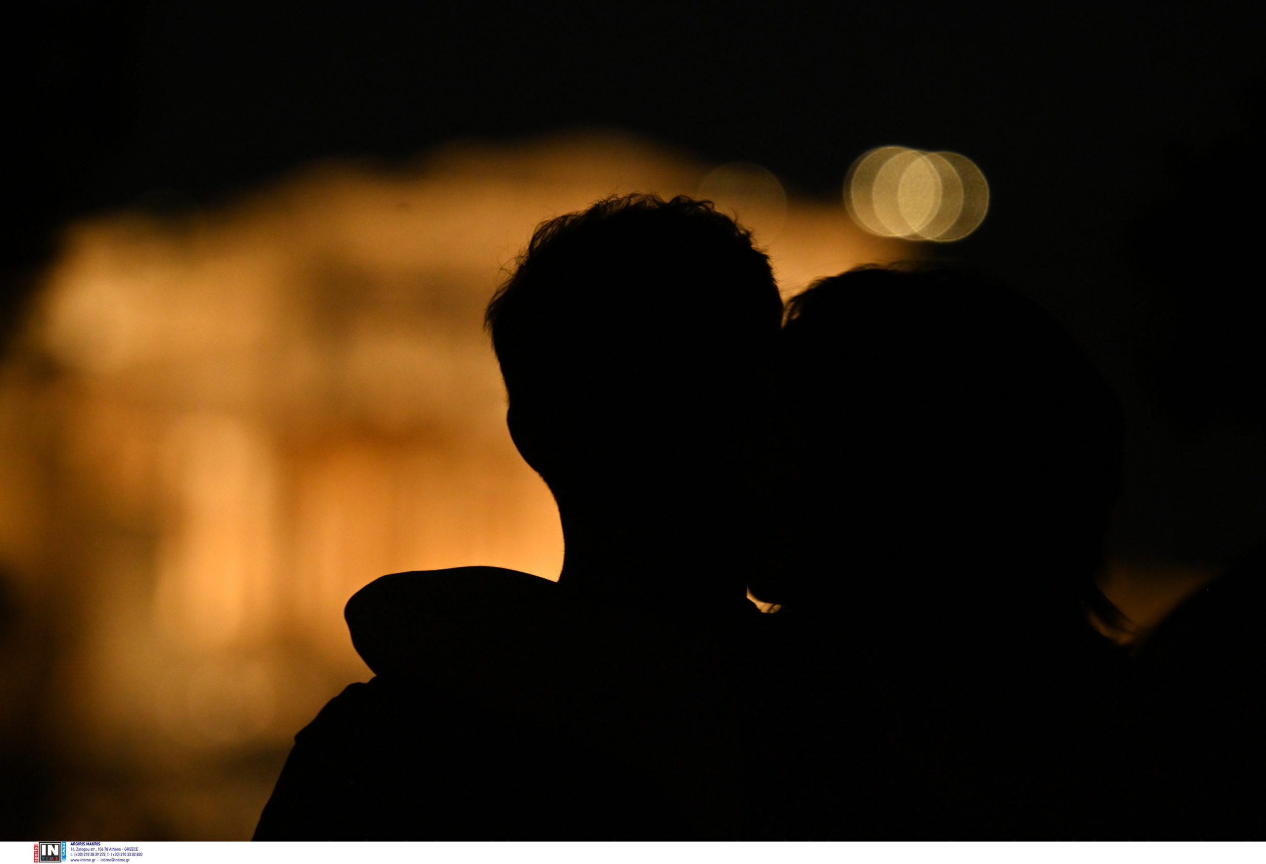 Ολική έκλειψη Σελήνης ματωμένο φεγγάρι