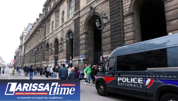 2025-10-19T101134Z_1115252781_RC2YEHABJRW9_RTRMADP_5_FRANCE-CRIME-LOUVRE-620x350.jpg