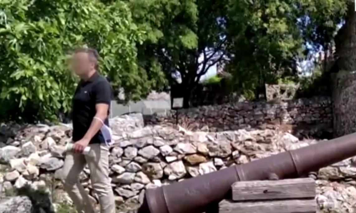 Κορωπί, ξυλοδαρμός, ενδοοικογενειακή βία