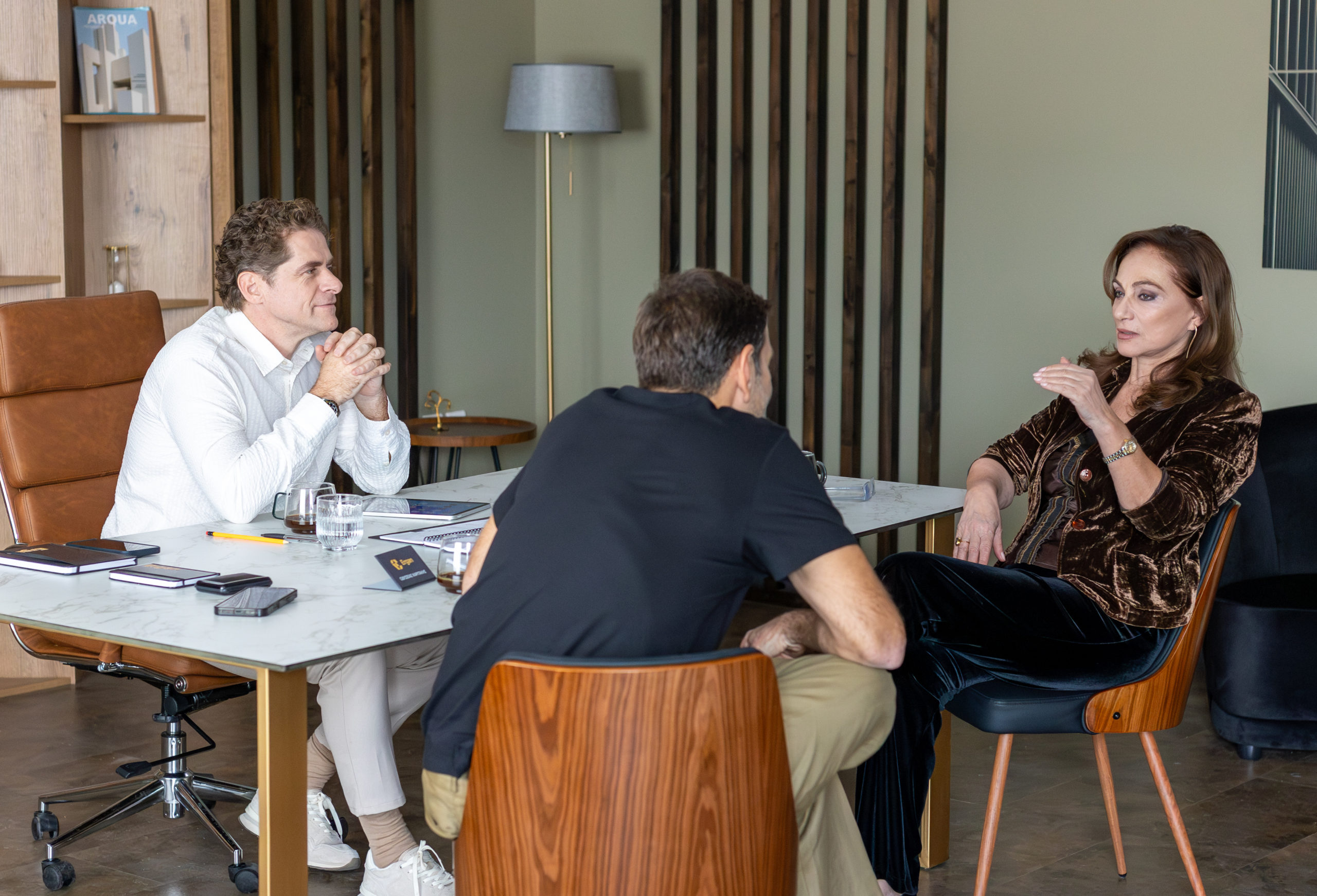 «ΜΙΑ ΝΥΧΤΑ ΜΟΝΟ» ΝΕΕΣ BACKSTAGE ΦΩΤΟΓΡΑΦΙΕΣ ΑΠΟ ΤΑ ΓΥΡΙΣΜΑΤΑ