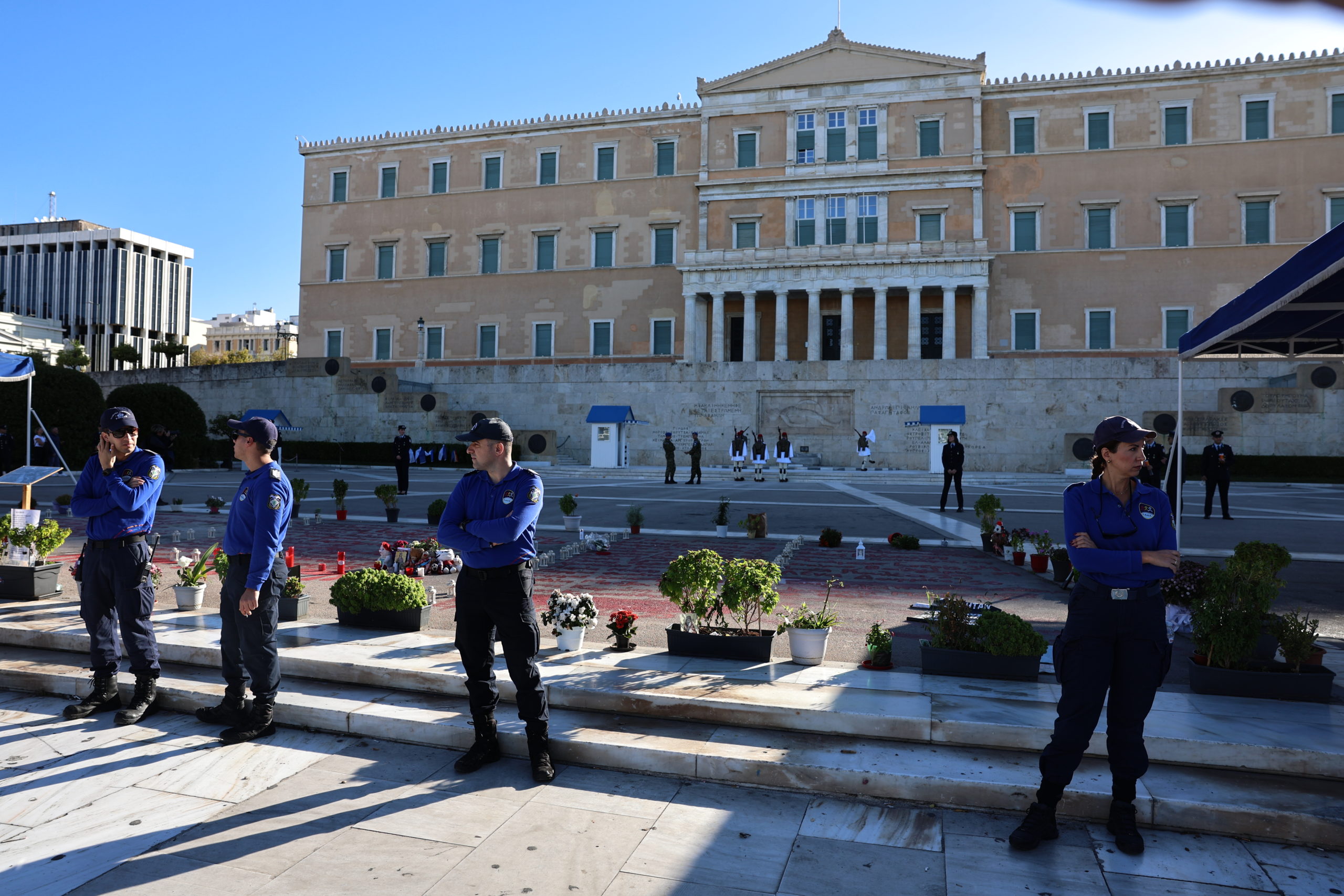 Μνημείο Αγνώστου Στρατιώτη αστυνομικοί παρέλαση