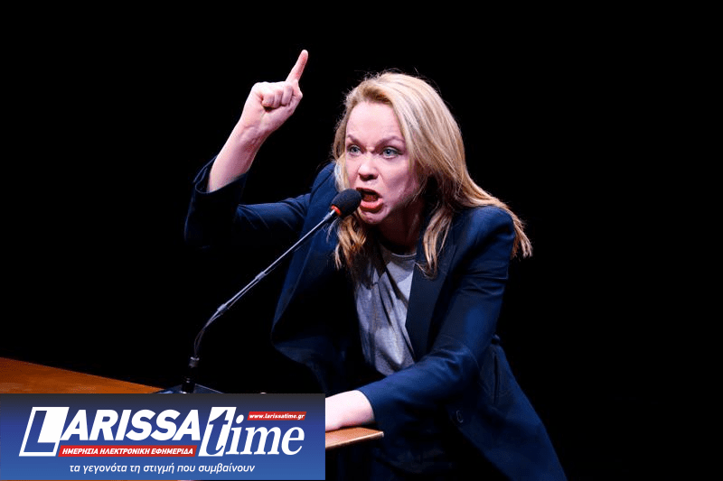 Το “Prima Facie” με τη Λένα Παπαληγούρα για 2η χρονιά στο Θέατρο Πορεία