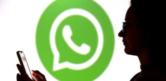 Η Ρωσία απειλεί να αποκλείσει πλήρως το WhatsApp