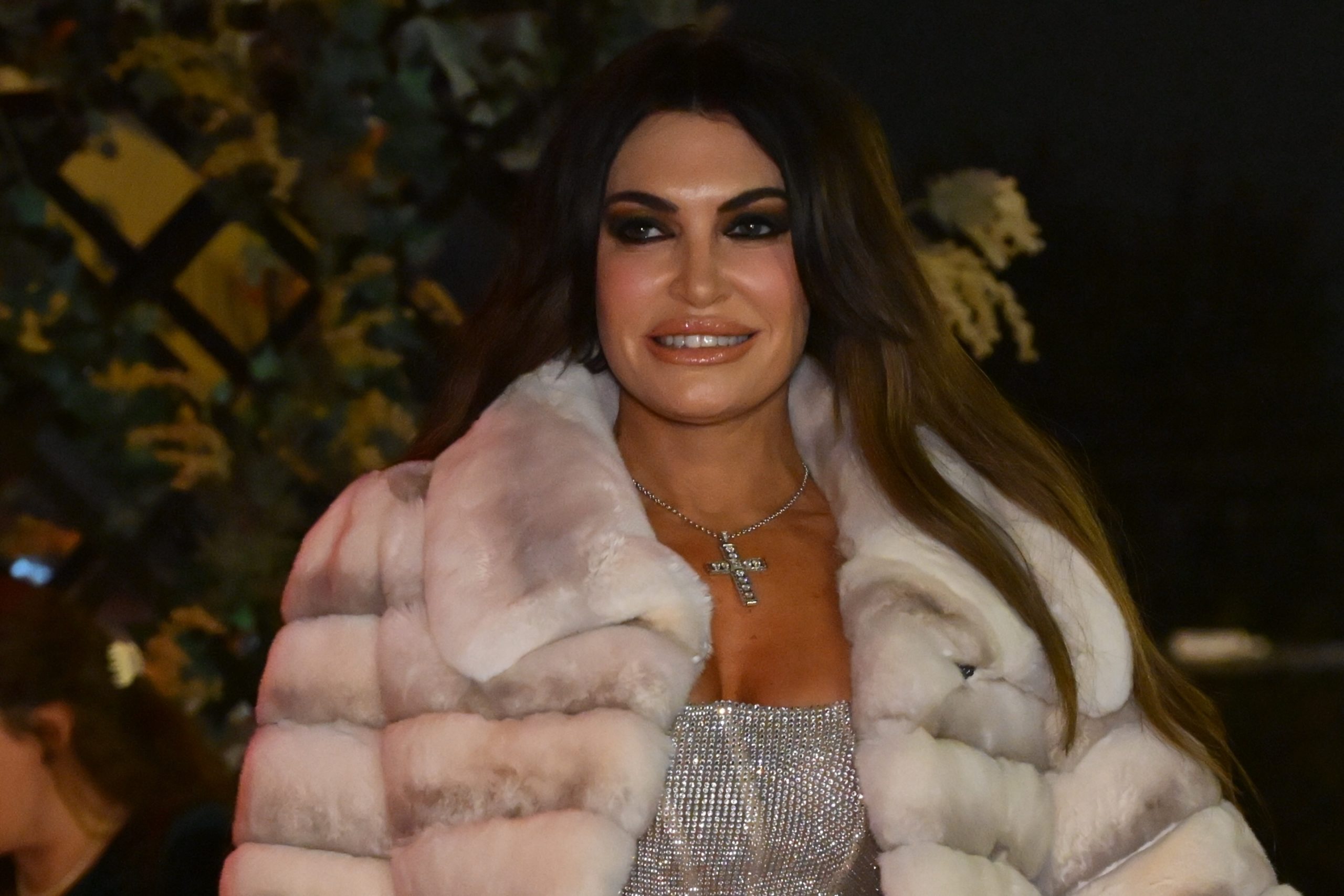 Κίμπερλι Γκιλφόιλ, Κωνσταντίνος Αργυρός