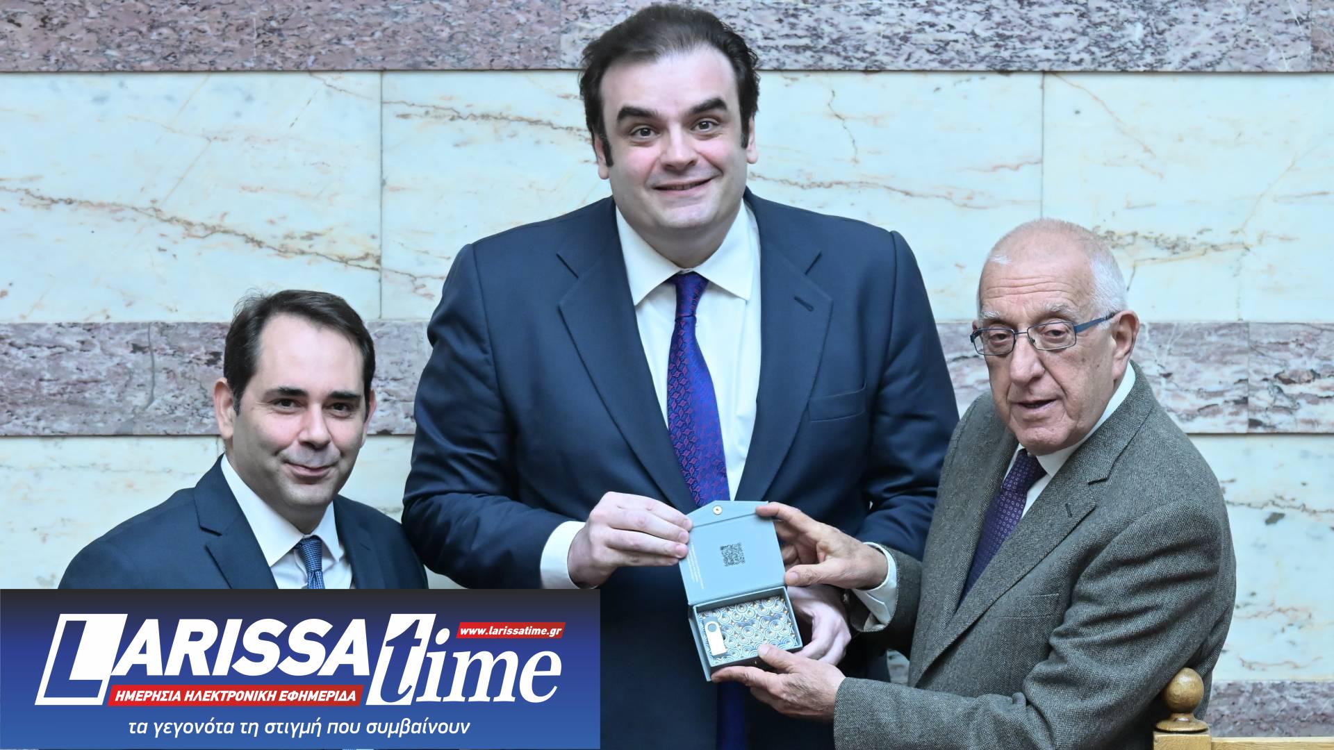 Βουλή: Κατατέθηκε ο κρατικός προϋπολογισμός του 2026-1