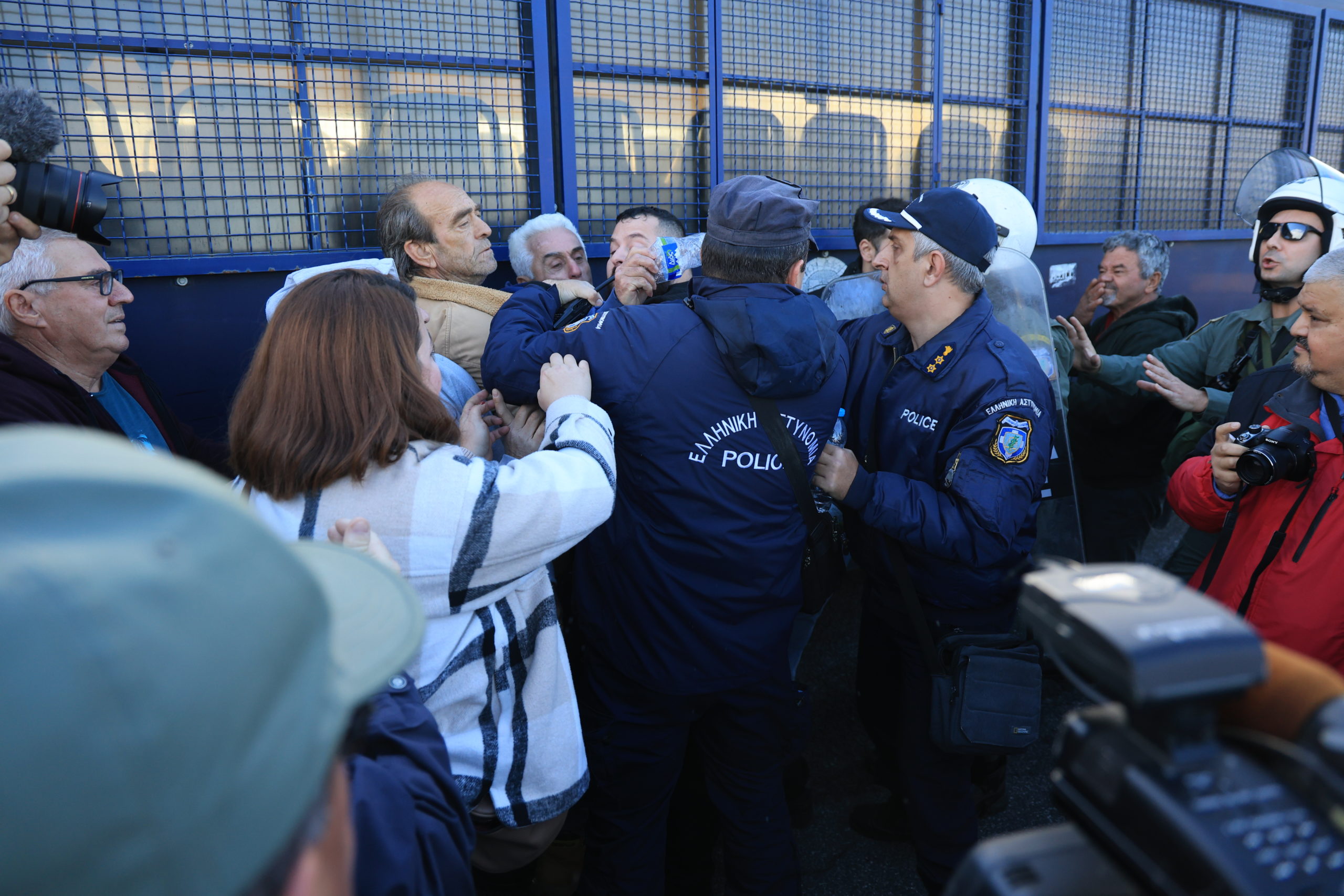 Αγρότες, Νίκαια, επεισόδια, τραυματισμοί