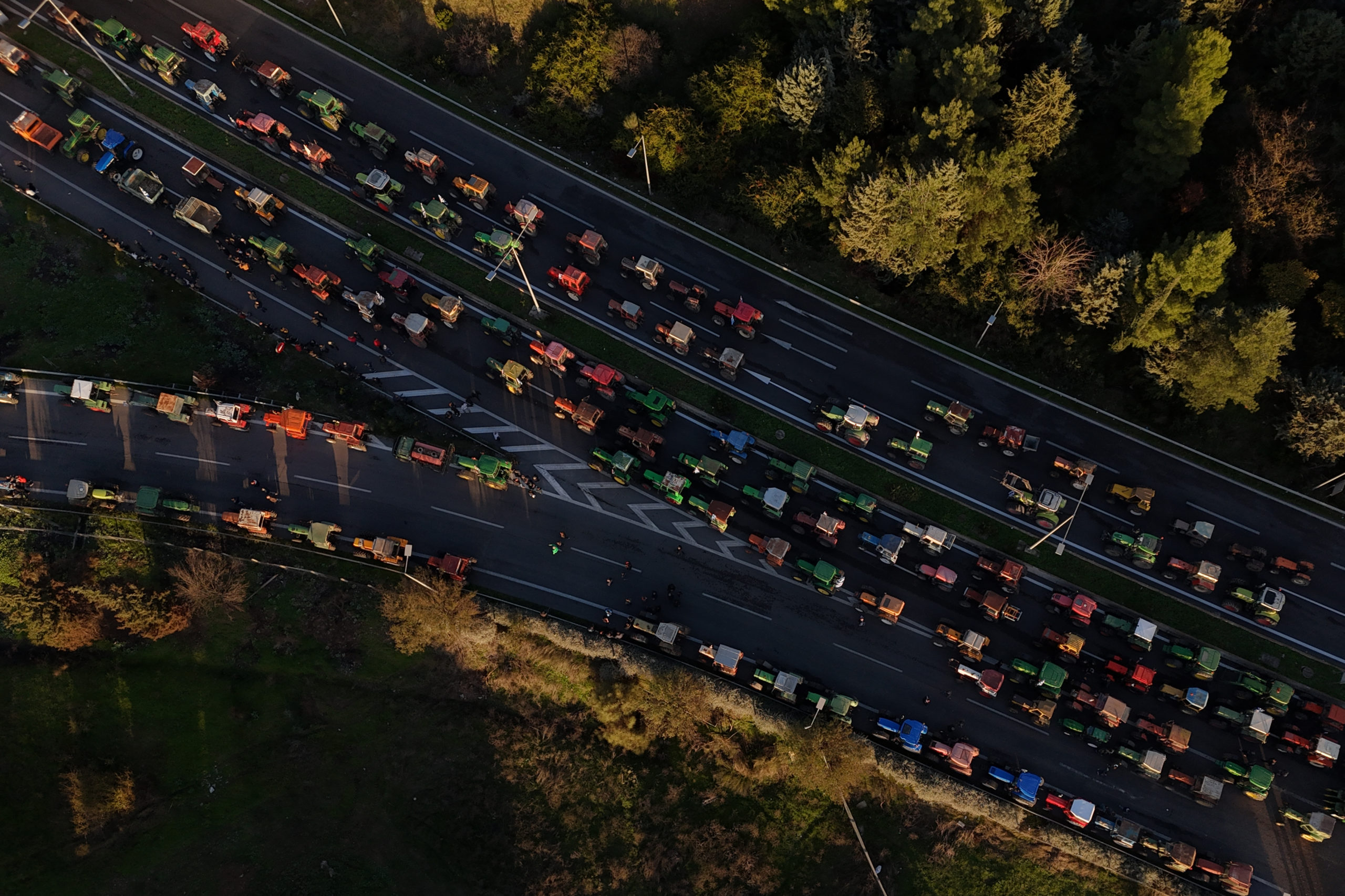 Αγρότες, Νίκαια, τρακτέρ