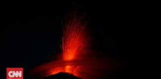 Ιαπωνία : Εξερράγη το ηφαίστειο Σακουρατζίμα – Ακυρώθηκαν πτήσεις λόγω της τέφρας