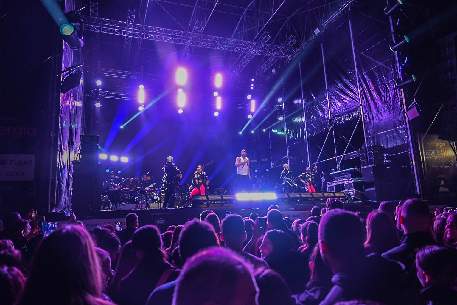 Χριστουγεννιάτικο Χωριό στο Πεδίον του Άρεως