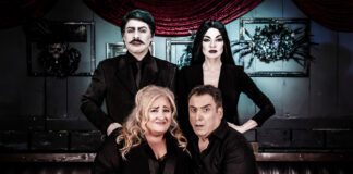 «Οικογένεια Άνταμς»: Το δημοφιλές μιούζικαλ επιστρέφει στο Θέατρο Βέμπο