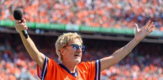 Μέλη εμβληματικών ροκ συγκροτημάτων ενώνονται σε ένα supergroup για καλό σκοπό