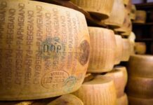 Η στρατηγική προστασίας των τυριών προέλευσης της ΕΕ διχάζει το διεθνές εμπόριο