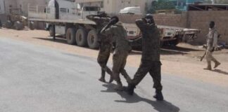 Σουδάν: Νέες μάχες παρά την προτροπή των ΗΠΑ να κηρυχτεί κατάπαυση του πυρός