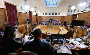 ΟΠΕΚΕΠΕ – Εξεταστική: Η άρνηση του «Φραπέ» έφερε νέο κύκλο έντασης