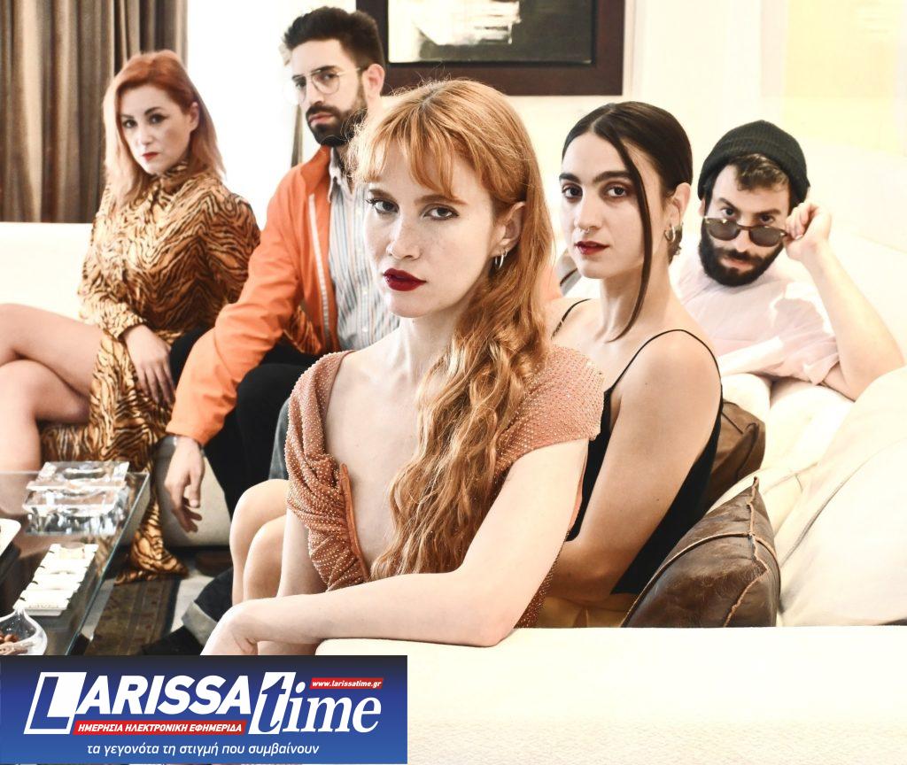 Το «(Love me) Tinder» του Νίκου Φυτά ανεβαίνει στο THEATRE OF THE NO, το πρώτο αγγλόφωνο θέατρο της Αθήνας