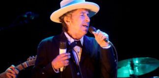 Ο Μπομπ Ντίλαν ερμήνευσε παραδοσιακή φολκ μπαλάντα για πρώτη φορά μετά από 34 χρόνια