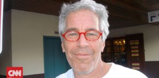 Νέος γύρος αποκαλύψεων για την υπόθεση Έπσταϊν – Βρέθηκαν πάνω από ένα εκατομμύριο έγγραφα