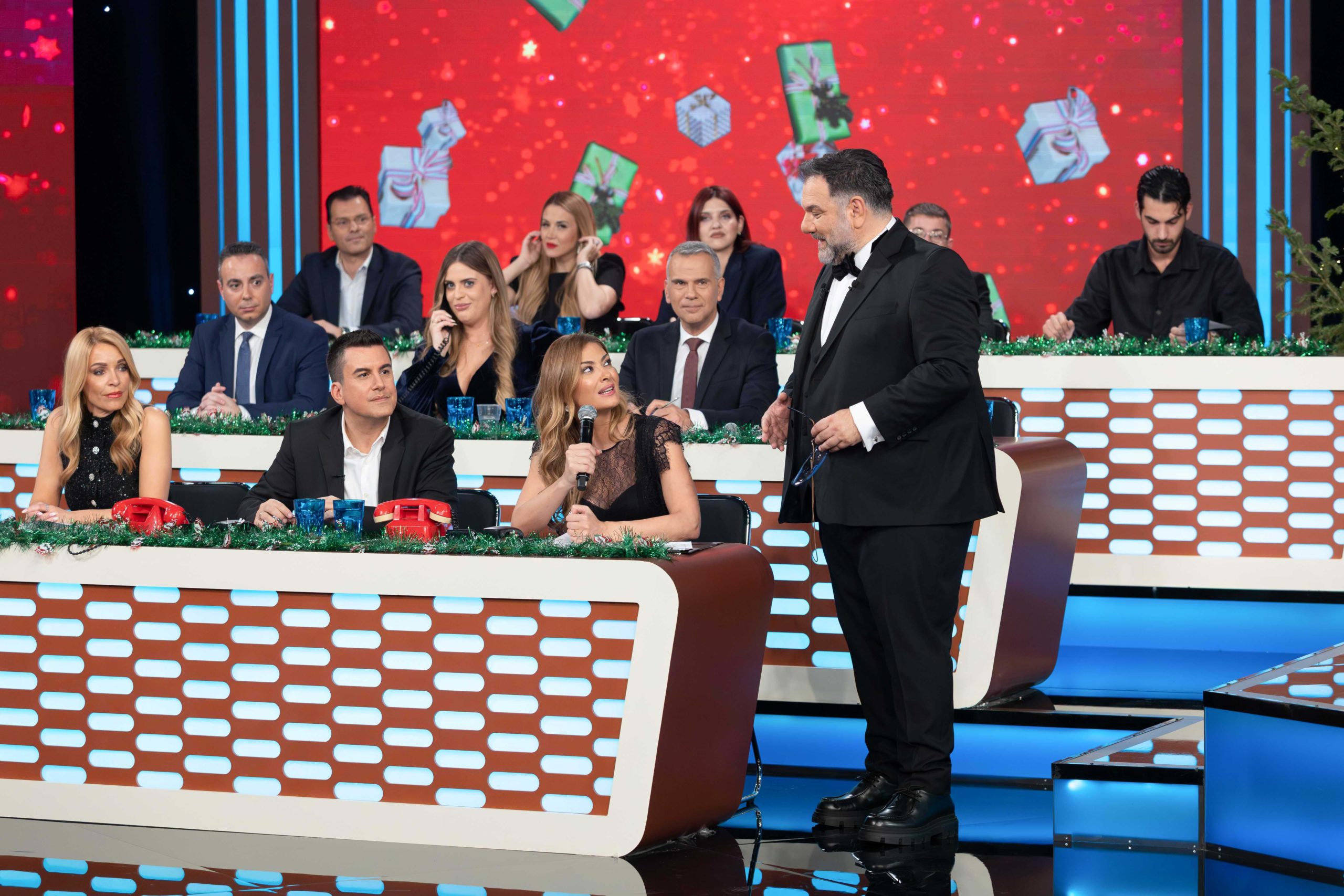 Γιώτα Κηπουρού, Πάνος Κατσαρίδης, Δέσποινα Καμπούρη, ΓρηγόρηςΑρναούτογλου, Δημοσθένης Γεωργακόπουλος, Γιώργος Κούρος, Τάσος
Τεργιάκης, Φωτεινή Πετρογιάννη