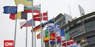 Διπλό χτύπημα των Ευρωπαίων κατά της Μόσχας: Παράταση κυρώσεων και «μαύρη λίστα» για δύο δικαστές