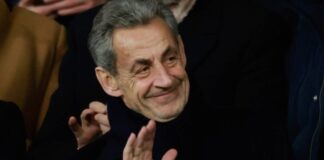 Σαρκοζί: Άνοιγμα στη Λεπέν – Ο Εθνικός Συναγερμός «δεν αποτελεί κίνδυνο» για τη Γαλλία, λέει