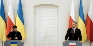 Πολωνία: Ο εθνικιστής πρόεδρος Ναβρότσκι κατηγορεί την Ουκρανία για «αχαριστία»