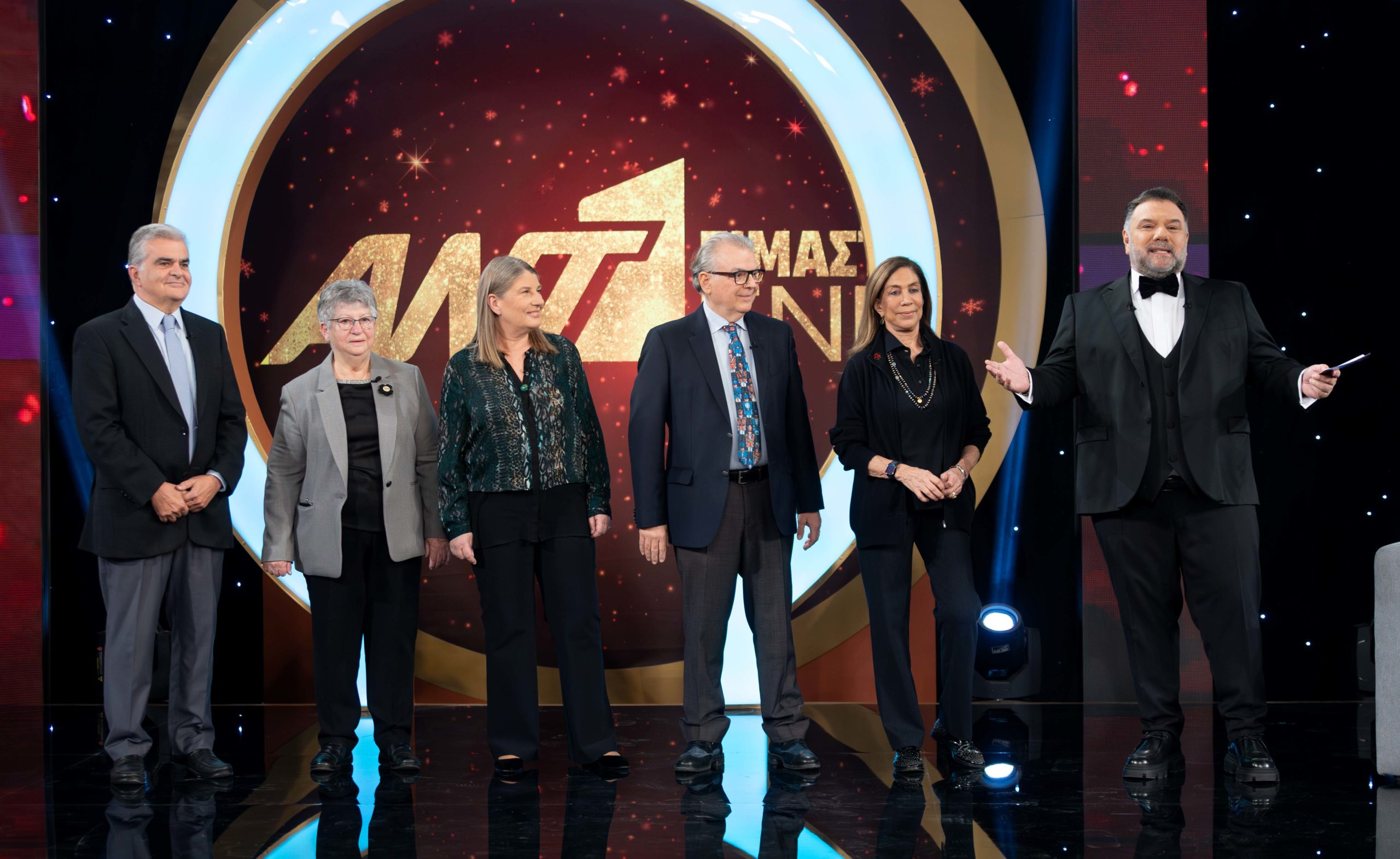 Γιώργος Πρωτόπαπας, Γενικός Διευθυντής, Παιδικά Χωριά SOS Ελλάδος,Μαρία Τρυφωνίδη, Πρόεδρος Διοικητικού Συμβουλίου Η Φλόγα, Έμιλυ Κέρν,
Γενική διευθύντρια, Δεσμός, Βασίλειος Παπαδάκης, Επιστημονικός
Σύμβουλος, Αντιπρόεδρος Κάνε-Μια-Ευχή Ελλάδος, Ιλεάνα Μακρή,
Αντιπρόεδρος Διοικητικού Συμβουλίου Σωματείου ΕΛΙΖΑ, Γρηγόρης
Αρναούτογλου