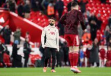 Βαθαίνει το «ρήγμα» Λίβερπουλ και Σαλαχ